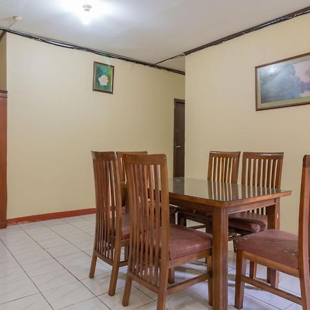 Reddoorz Near Pondok Indah Water Park Jacarta Exterior foto